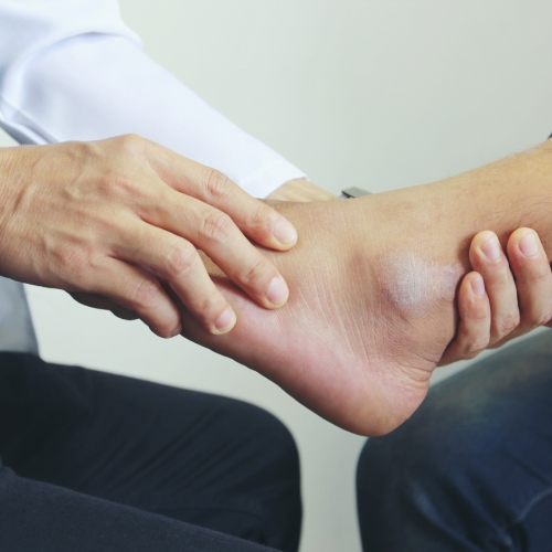 ankle-pain-relief-long-island-physical-therapy-huntington-station-ny